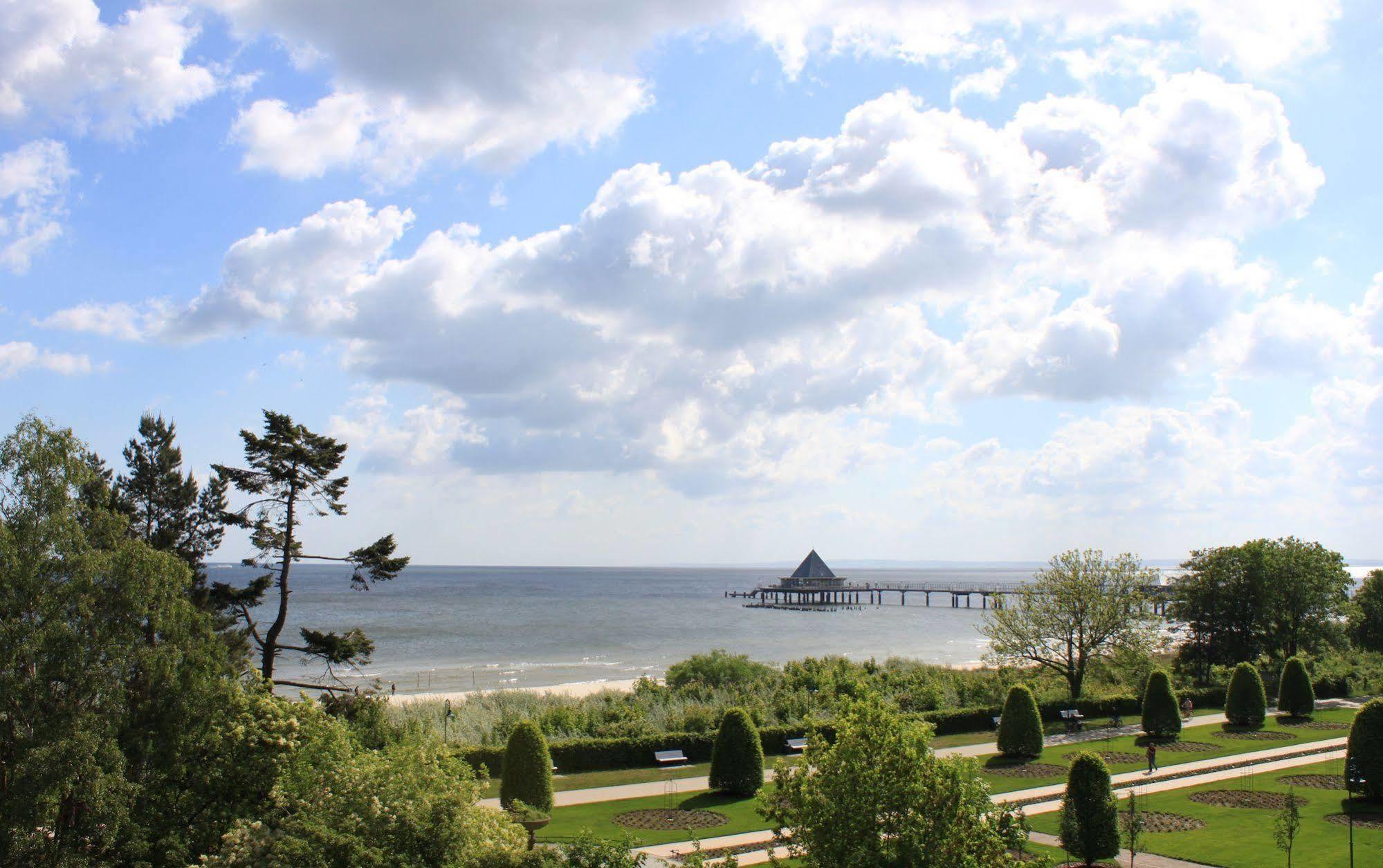 Strandhotel Ostseeblick Heringsdorf  Exterior foto